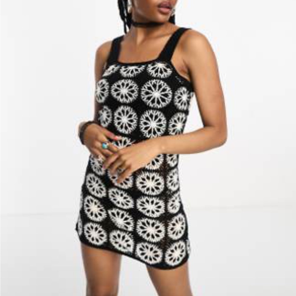 Black and White Crochet dress / swim cover